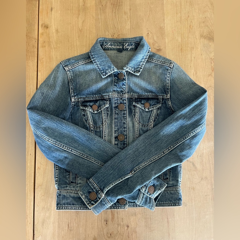 American Eagle Denim Jacket Women’s Small Excellent Shape